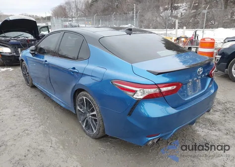 2018 Toyota Camry Xse V6 z USA, uszkodzony, nr VIN 4T1BZ1HK7JU019497